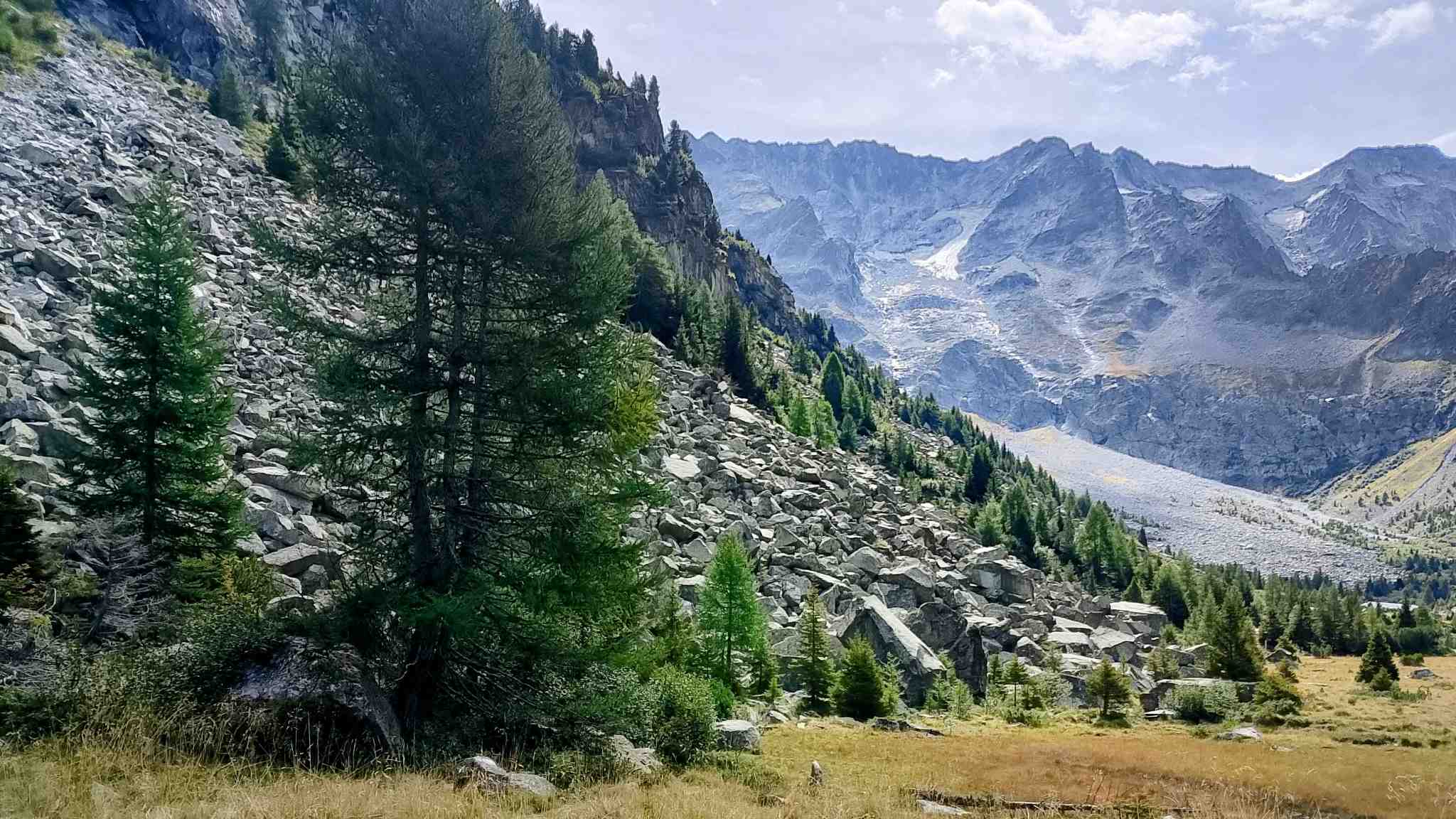 Grande macereto a metà vallata
