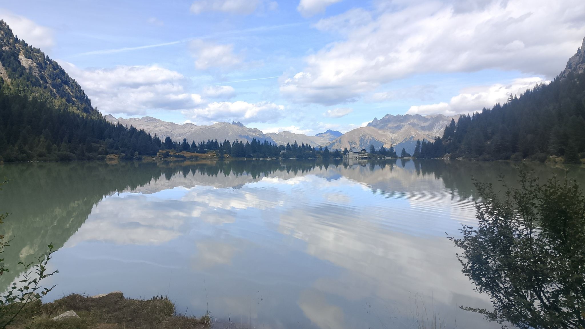 Scorcio del lago aviolo