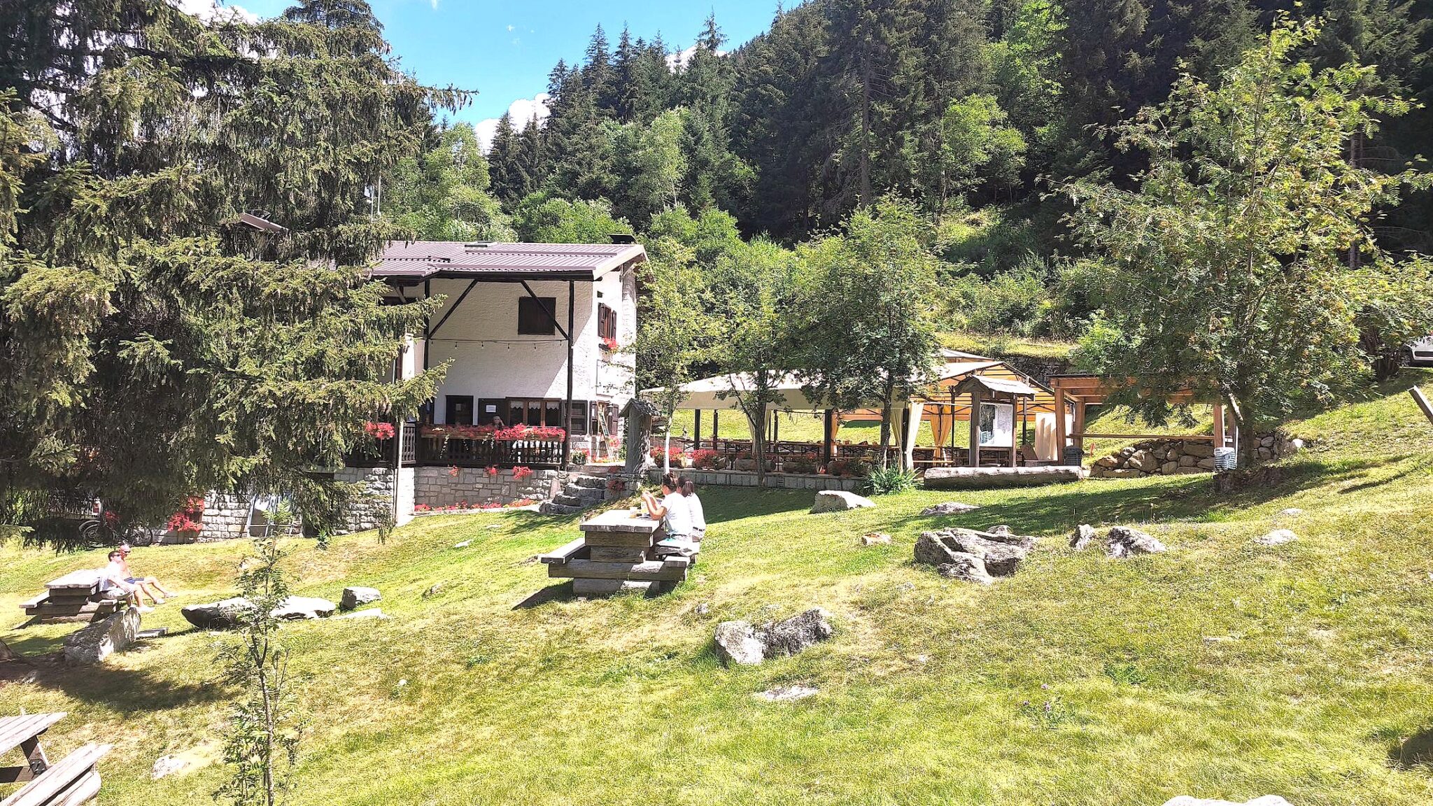 Rifugio alla Cascata