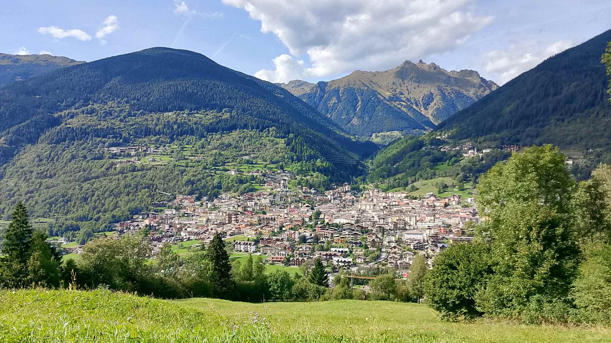 Vezza d'Oglio dalla Valpaghera
