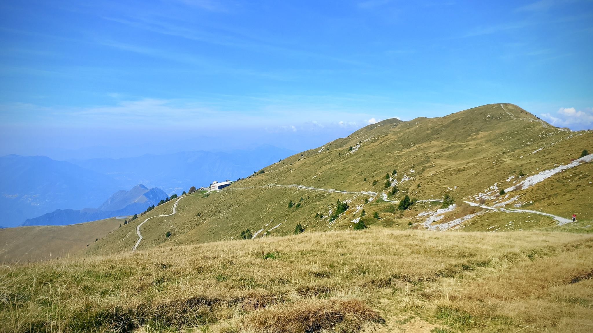 Panoramica verso il Rif. Almici